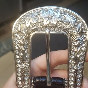 Elegant Silver Buckle with Crystal Accents
